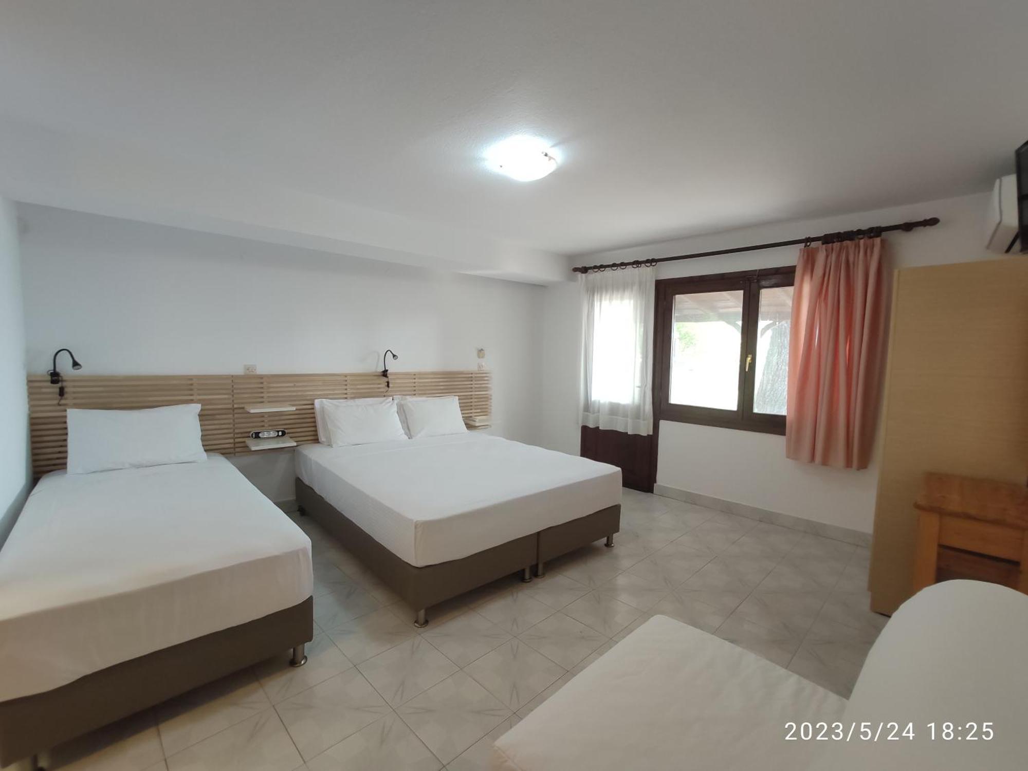 Para Thin Alos Inn Néos Marmarás Exterior foto